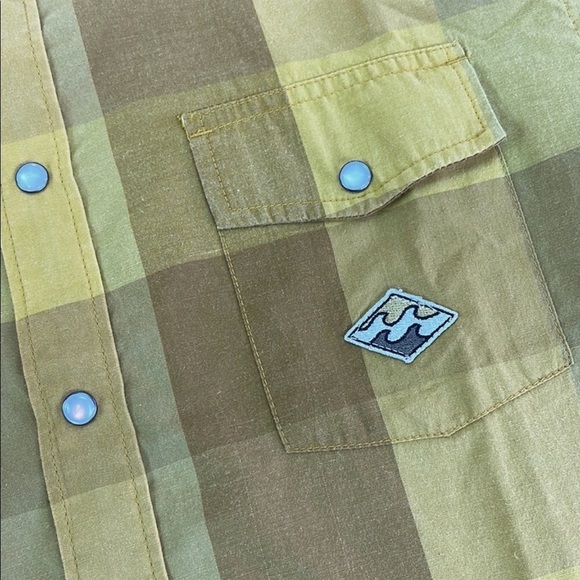 BILLABONG- 4 DOORS Men’s button up short sleeve collared shirt - Picture 9 of 11